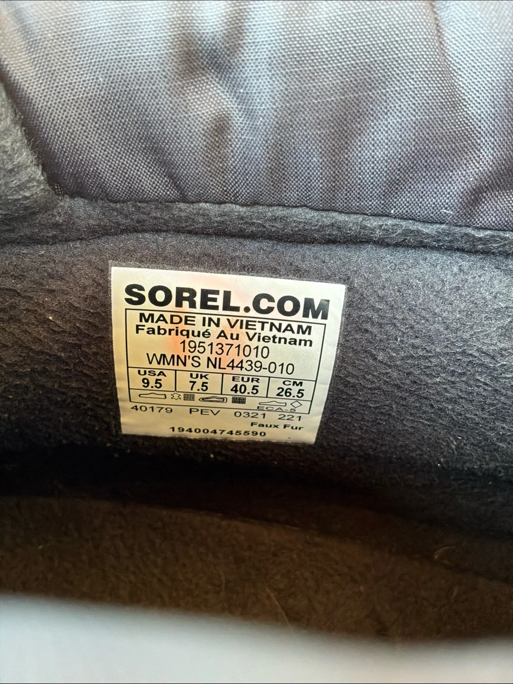 Sorel Black Winter Rain Boots with White Accent